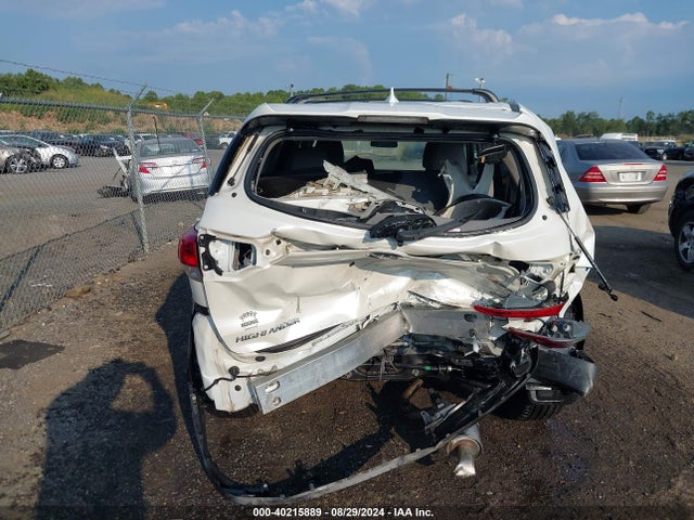 Toyota Highlander Le Plus 2019 5TDBZRFH2KS969234 Image 16