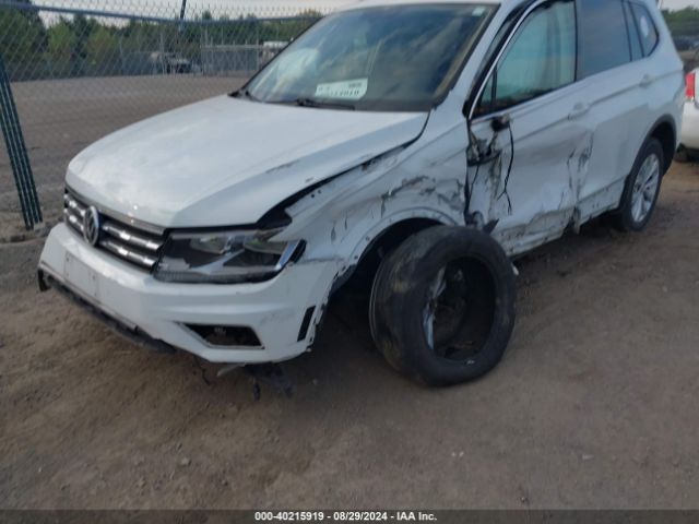 3VV2B7AX6JM035424 Volkswagen Tiguan 2.0t Se/2.0t Sel
