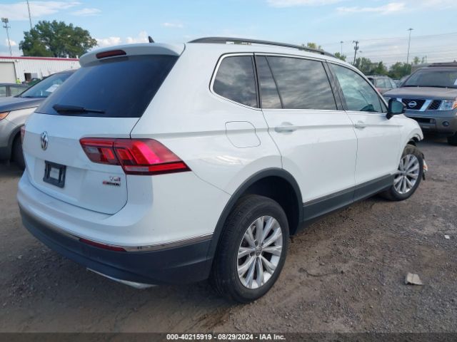 3VV2B7AX6JM035424 Volkswagen Tiguan 2.0t Se/2.0t Sel