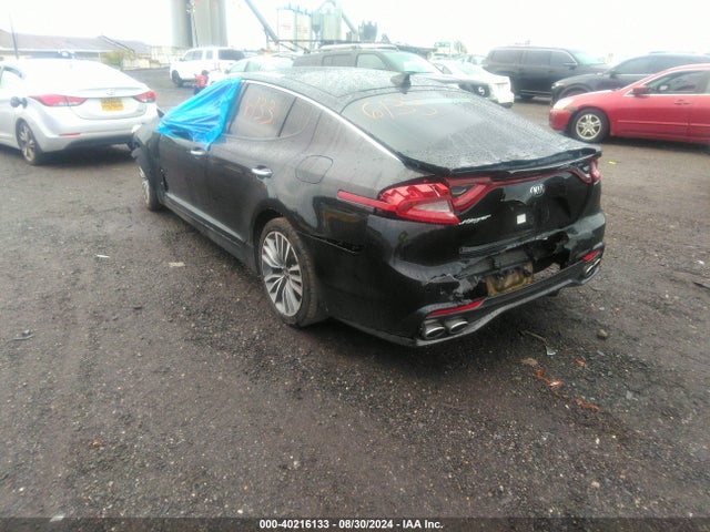KIA Stinger Premium 2018 KNAE25LA7J6037740 Image 3