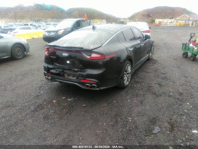 KIA Stinger Premium 2018 KNAE25LA7J6037740 Image 4