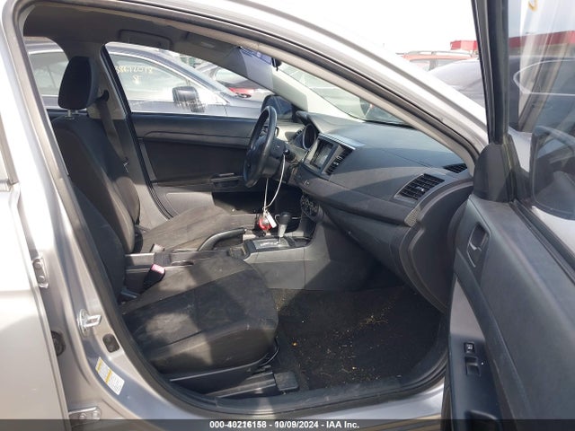 2010 MITSUBISHI LANCER JA32U1FU0AU005463 Photo 4