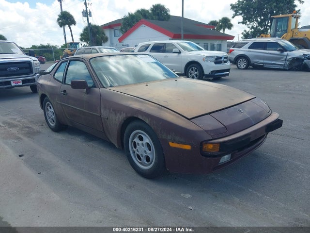 1987 PORSCHE 944 WP0AB0945HN472469 Photo 0