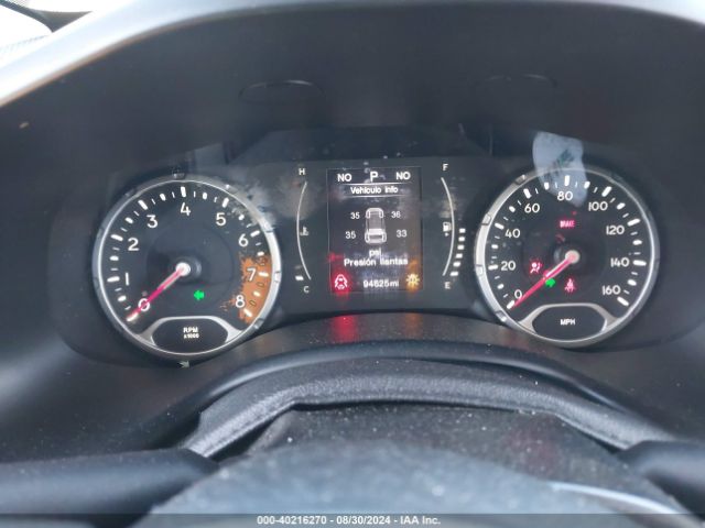 ZACCJBAT9FPB25015 Jeep Renegade Sport