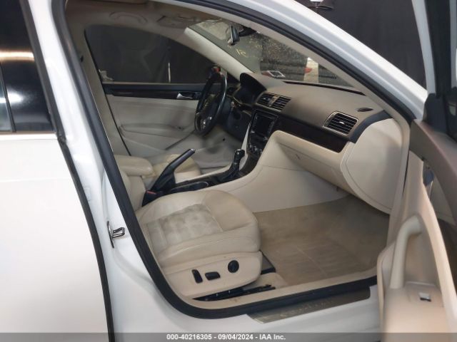 1VWCN7A33EC045680 Volkswagen Passat 2.0l Tdi Sel Premium