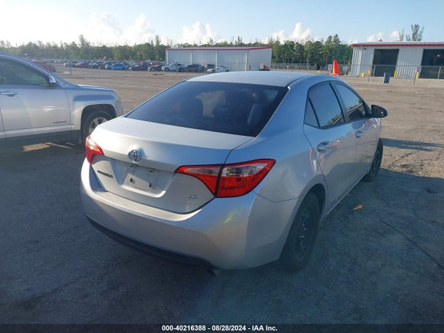 Toyota COROLLA LE 2017 5YFBURHE4HP615671 Image 4
