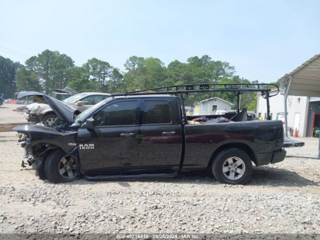 1C6RR7FT7JS286756 RAM 1500 Express Quad Cab 4x4 6'4 Box