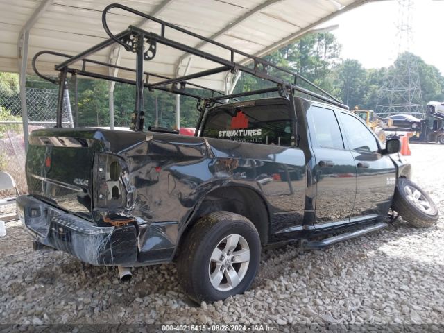 1C6RR7FT7JS286756 RAM 1500 Express Quad Cab 4x4 6'4 Box