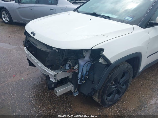 3C4NJCBB4KT614574 Jeep Compass Altitude Fwd