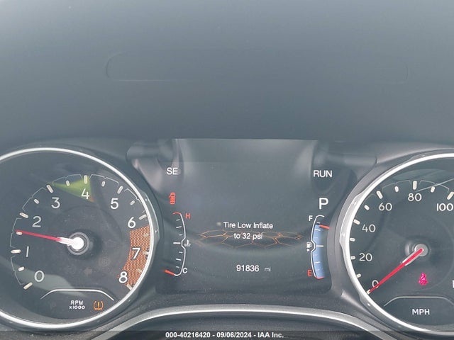 3C4NJCBB4KT614574 Jeep Compass Altitude Fwd