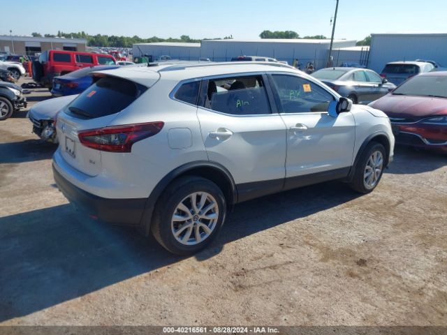 JN1BJ1BV5NW581555 Nissan Rogue Sport Sv Fwd Xtronic Cvt