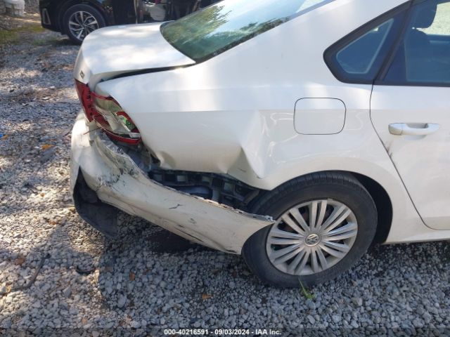 1VWAT7A35EC095624 Volkswagen Passat 1.8t S