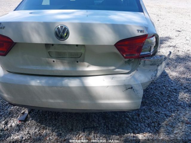 1VWAT7A35EC095624 Volkswagen Passat 1.8t S
