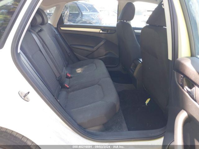 1VWAT7A35EC095624 Volkswagen Passat 1.8t S