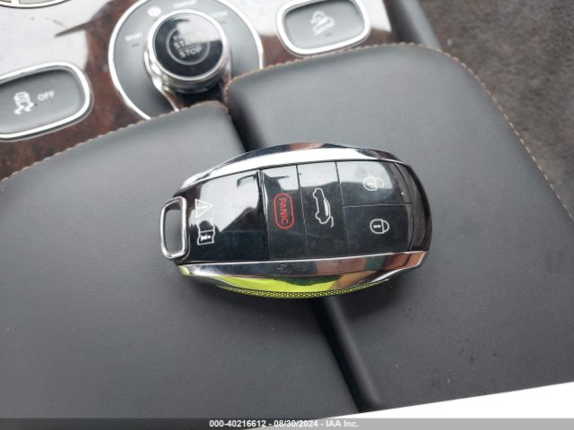 SJAAM2ZV4NC013134 Bentley Bentayga S/v8
