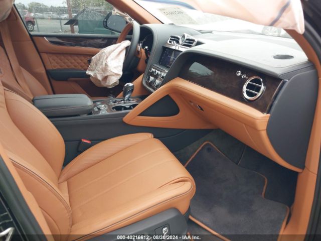 SJAAM2ZV4NC013134 Bentley Bentayga S/v8