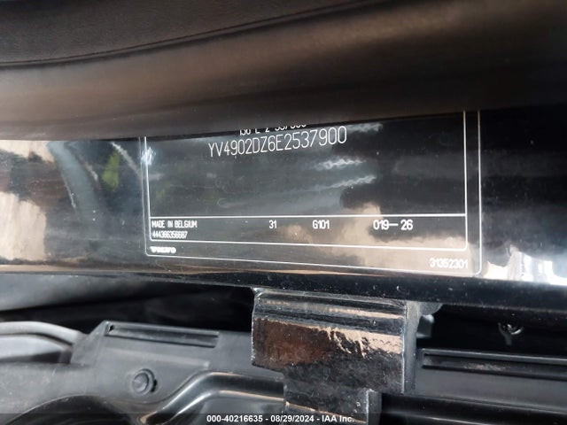 YV4902DZ6E2537900 Volvo Xc60 T6 R-design Premier Plus
