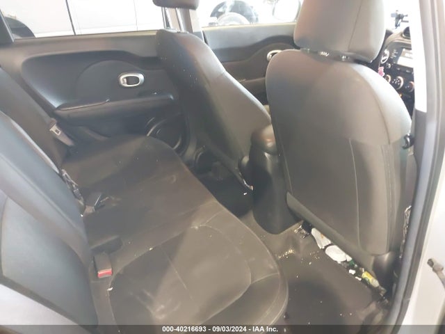 KIA Soul 2017 KNDJN2A23H7459060 Image 8