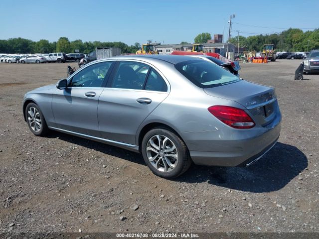 55SWF4JB3FU074909 Mercedes-Benz C 300 Luxury/sport