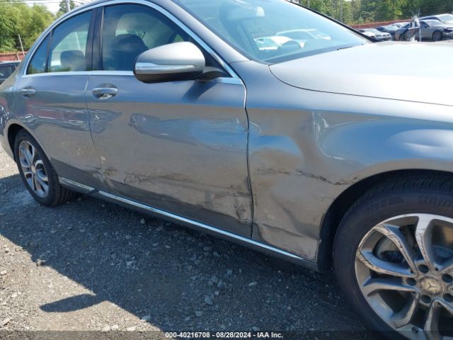 55SWF4JB3FU074909 Mercedes-Benz C 300 Luxury/sport
