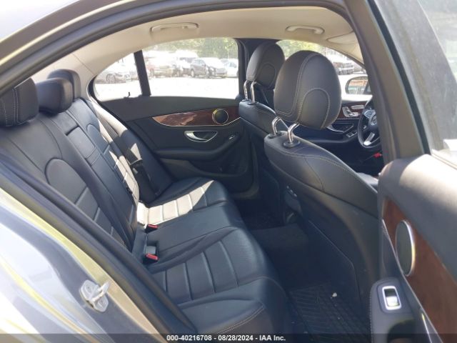 55SWF4JB3FU074909 Mercedes-Benz C 300 Luxury/sport