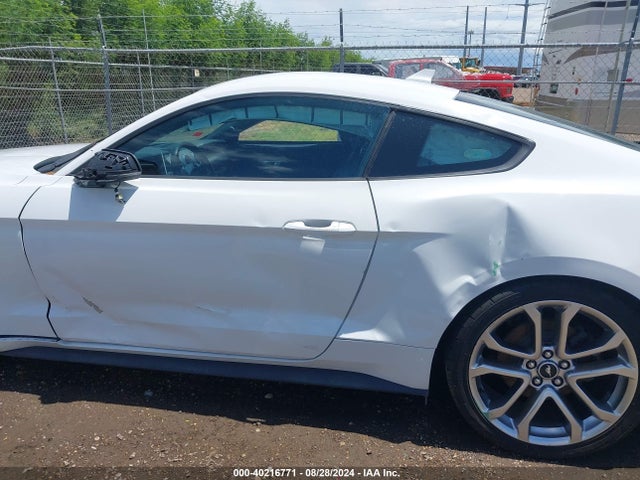 Ford Mustang Ecoboost Premium Fastback 2020 1FA6P8THXL5191896 Image 15