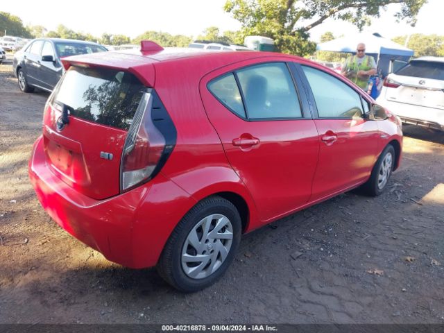 JTDKDTB35F1108591 Toyota Prius C One
