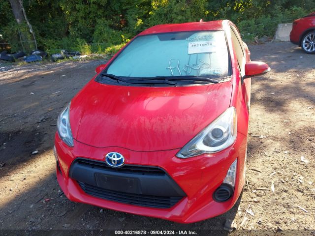 JTDKDTB35F1108591 Toyota Prius C One