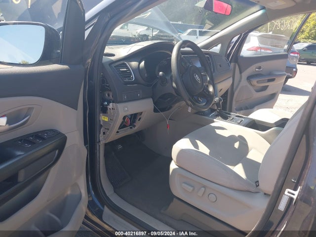 KIA SEDONA LX 2016 KNDMB5C16G6129705 Image 14