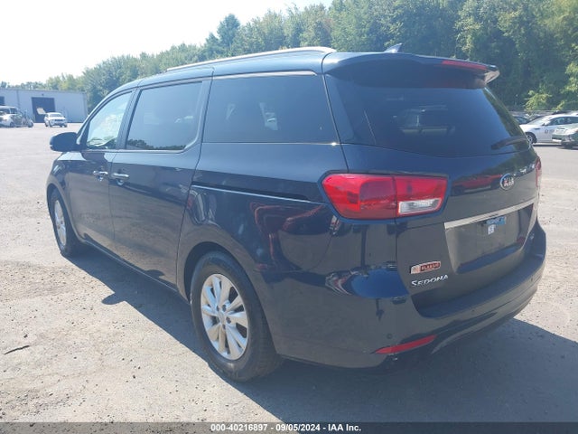 KIA SEDONA LX 2016 KNDMB5C16G6129705 Image 3