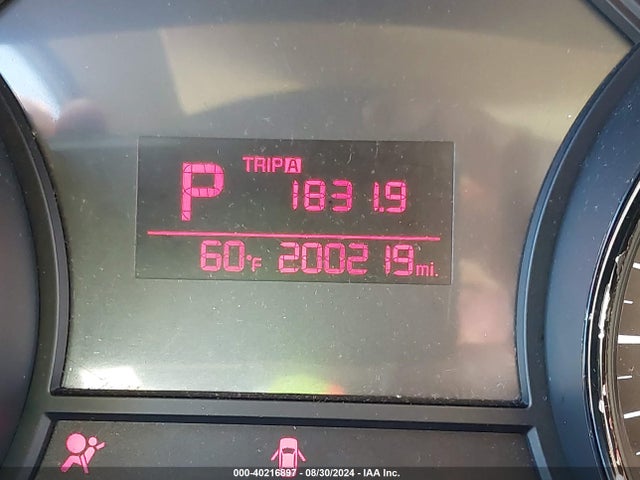 KIA SEDONA LX 2016 KNDMB5C16G6129705 Image 7