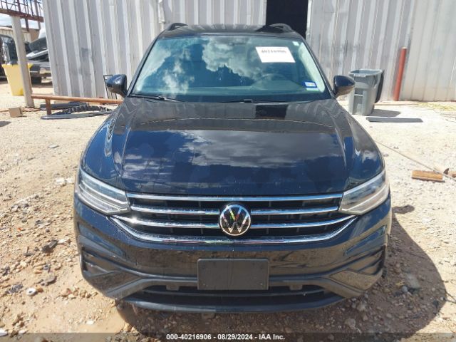 3VVRB7AX8PM114858 Volkswagen Tiguan 2.0t S