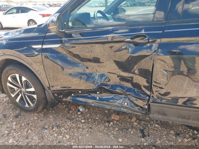 3VVRB7AX8PM114858 Volkswagen Tiguan 2.0t S