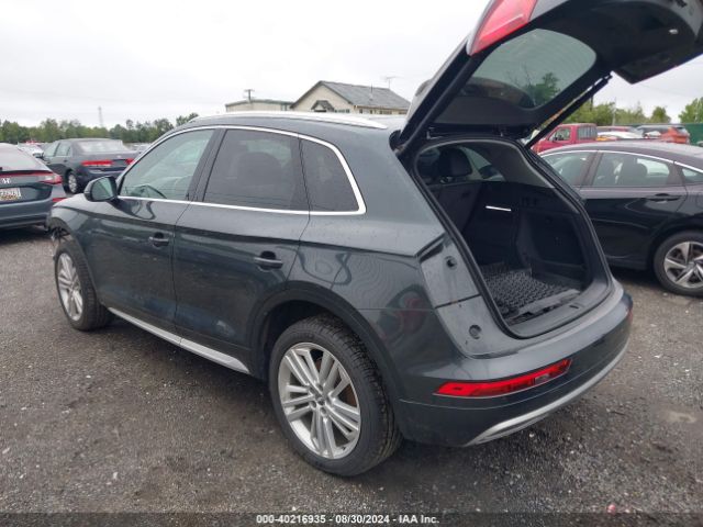 WA1BNAFY4J2248555 Audi Q5 2.0t Premium/2.0t Tech Premium