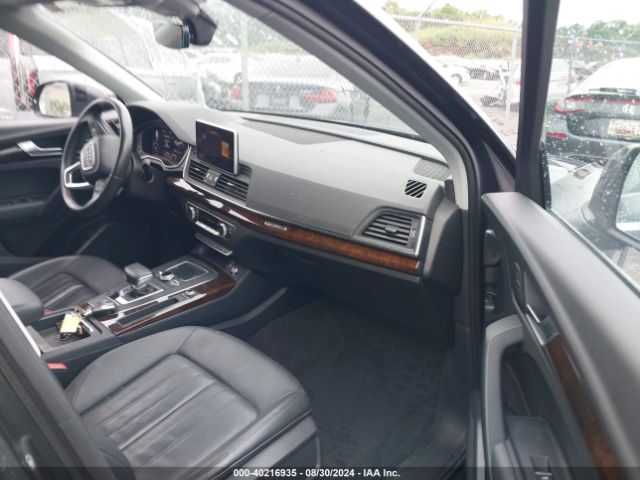 WA1BNAFY4J2248555 Audi Q5 2.0t Premium/2.0t Tech Premium