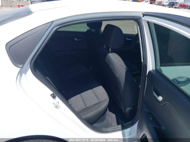 3KPA24AD1NE458085 KIA RIO S