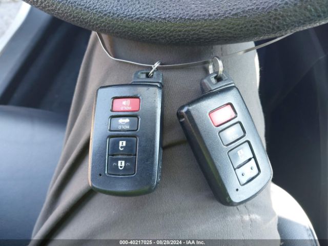 2T1BURHE2EC041468 Toyota Corolla Le Premium