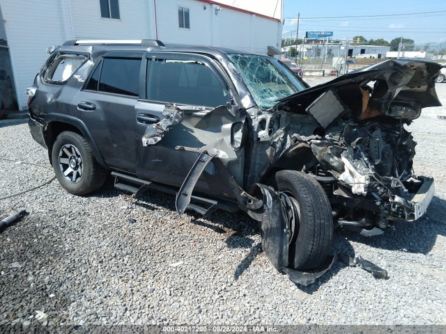 2018 JTEBU5JR2J5491047 main image