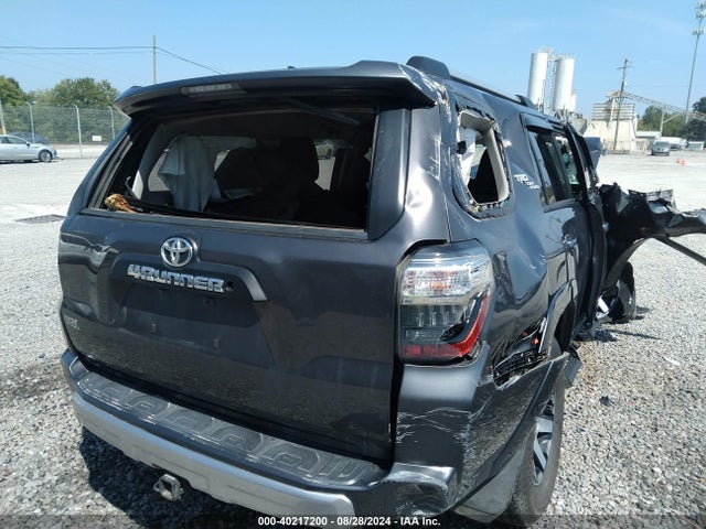 Toyota 4runner Trd Off Road 2018 JTEBU5JR2J5491047 Image 19