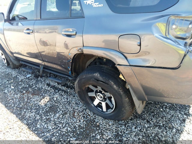 Toyota 4runner Trd Off Road 2018 JTEBU5JR2J5491047 Image 21
