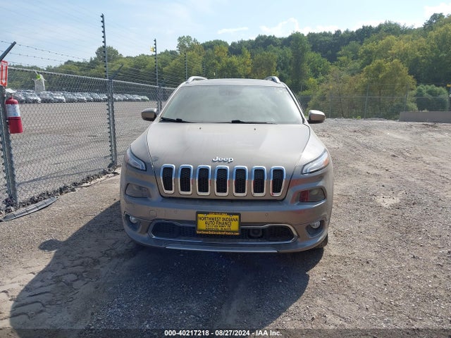 1C4PJMJS7HW665683 Jeep Cherokee Overland 4x4