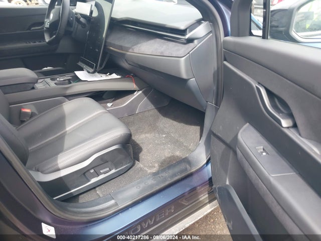 Fisker Ocean One 2023 VCF1ZBU28PG005594 Image 5