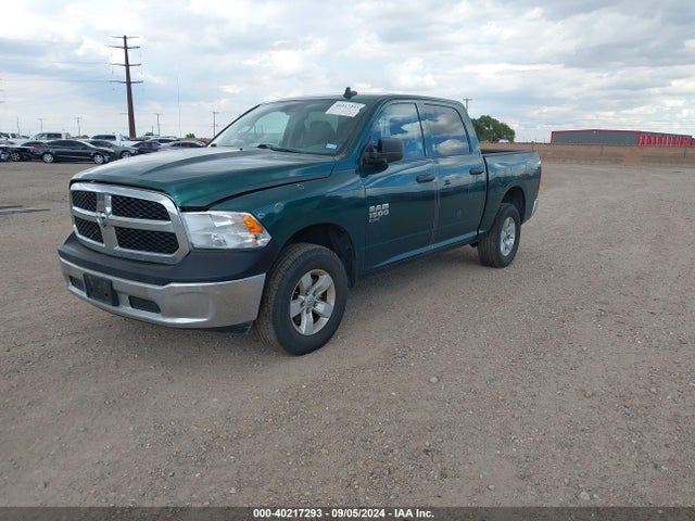 3C6RR7KG8LG204648 RAM 1500 Classic Tradesman  4x4 5'7 Box