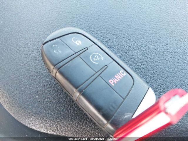 ZACCJABT7GPE17739 Jeep Renegade Latitude