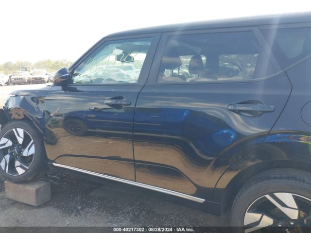 KNDJ53AU0P7859440 KIA Soul Gt-line