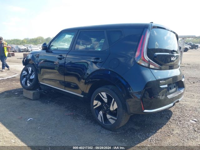 KNDJ53AU0P7859440 KIA Soul Gt-line