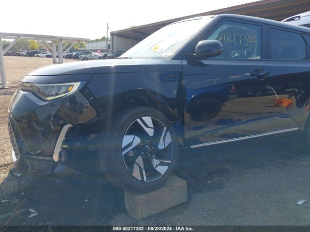 KNDJ53AU0P7859440 KIA Soul Gt-line