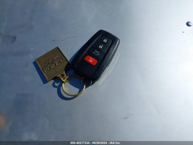 2T3C1RFV8NW217249 Toyota Rav4 Xle Premium
