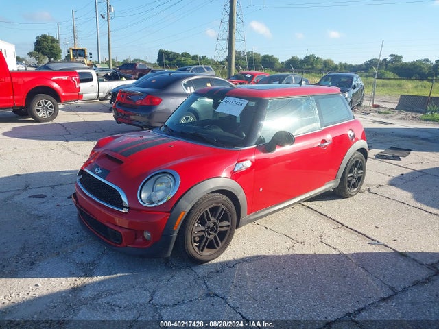 2011 MINI COOPER S WMWSV3C5XBTY12648 Photo 1
