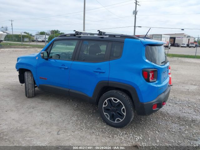 ZACCJBCT9FPB79959 Jeep Renegade Trailhawk